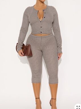 Houndstooth Capri Matching Set